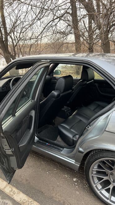 lexus 450d: BMW 5 series: 1994 г., Бензин, Седан — 4