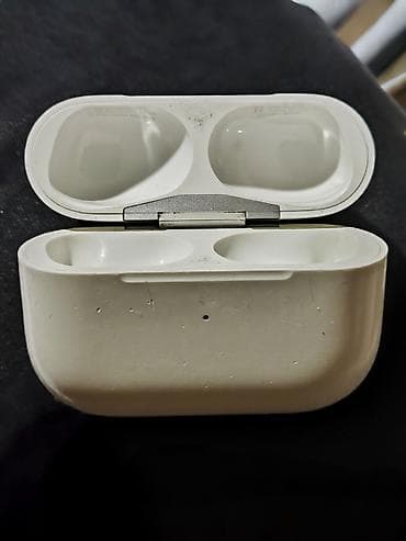 чехлы для airpods 2: Кейс для наушников, Apple, Б/у, цвет - Белый — 4