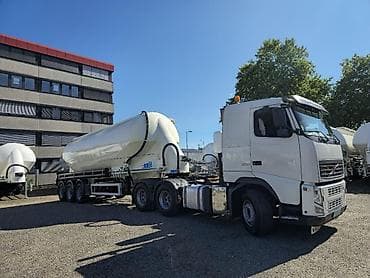 jet sky: Тягач, Volvo, 2013 г., Цистерна — 2