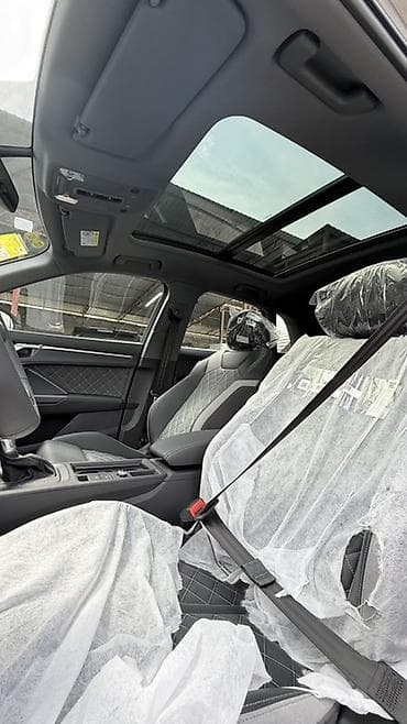 аморт на ауди: Audi Q3: 2026 г., 1.5 л, Автомат, Бензин, Кроссовер — 9