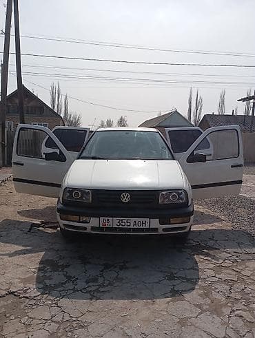 мотор жетта: Volkswagen Vento: 1995 г., 1.8 л, Кол менен иштөөчү, Бензин, Седан — 2