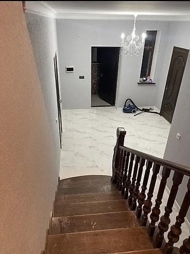 4 bedroom: Продаётся двухэтажный частный дом с просторным двором и высоким глухим — 6