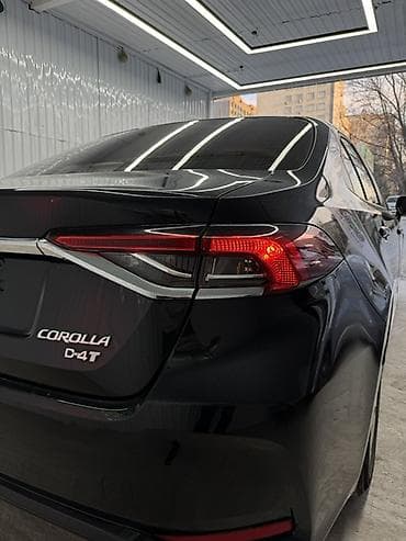 Транспорт: Toyota Corolla: 2019 г., 1.2 л, Автомат, Бензин, Седан — 4