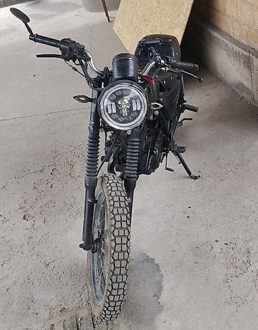 Мотоциклы: Suzuki, 125 куб. см, Бензин, Взрослый — 3