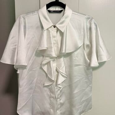 Спецодежда: Блузка ZARA Woman, белая, с короткими рукавами-клеш и крупными — 2