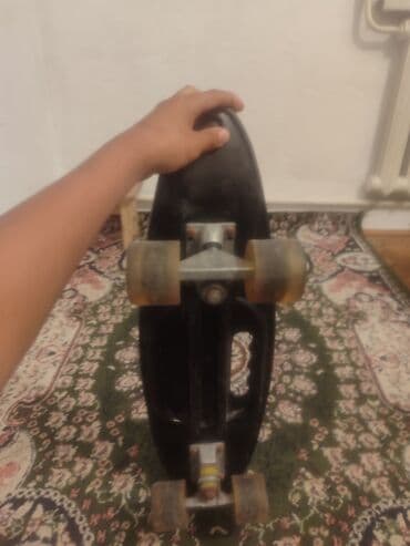 пистолет стреляет орбизами: Круизный скейтборд Bullet Speed с ярким дизайном, включающим — 3