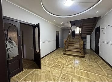 600 м², 10 бөлмө — 1