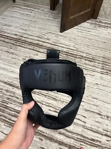 Продам шлем Venum в хорошем состоянии. С защитой щёк и подбородка lalafo.kg да Продам шлем Venum в хорошем состоянии. С защитой щёк и подбородка