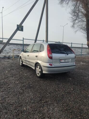 обмен на кв: Nissan Almera: 2002 г., 1.8 л, Механика, Бензин, Хэтчбэк — 4