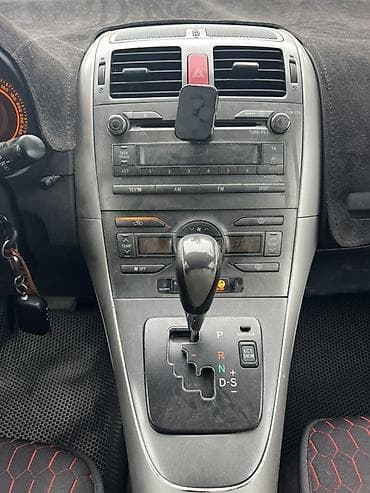 Унаа: Toyota Auris: 2008 г., 1.8 л, Автомат, Газ, Хетчбек — 6