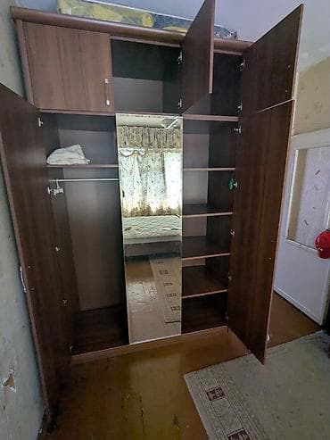 Спальный гарнитур. Кровать 200х160, шкаф с антресолью ~250, зеркало - — 1