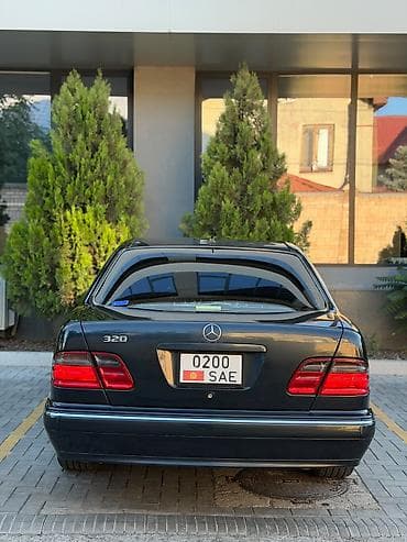 Продажа авто: Mercedes-Benz E-Class: 1999 г., 3.2 л, Автомат, Газ, Седан — 5