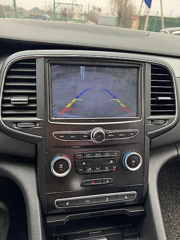 нисан сафира: Renault SM6: 2019 г., Автомат, Бензин, Седан — 8