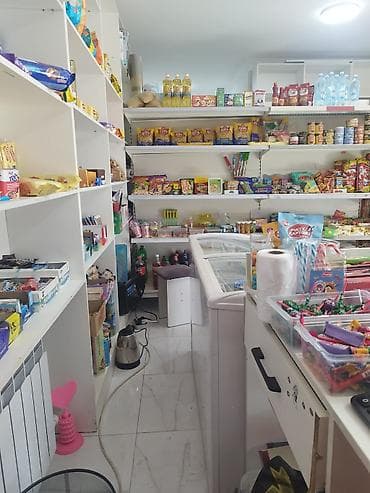 Чай, кофе, напитки: Мини-маркет продуктового ассортимента Описание: - Просторный зал с — 3