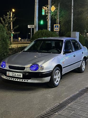 Toyota Corolla: 1998 г., 1.5 л, Автомат, Бензин, Седан