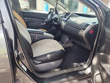 01: Toyota Prius: 2006 г., 1.5 л, Вариатор, Гибрид, Хэтчбэк — 7