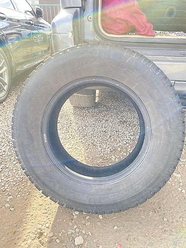 runner: Шины 265 / 65 / R 17, Зима, Б/у, Пара, Внедорожные (АТ/МТ), Maxxis — 4