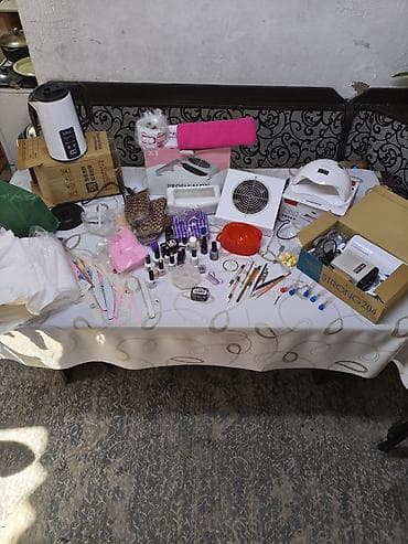 Профессиональный комплект для маникюра и наращивания ногтей Состав