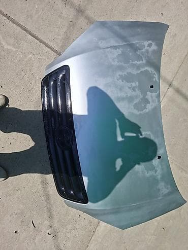 решетка капота: Капот Toyota — 1