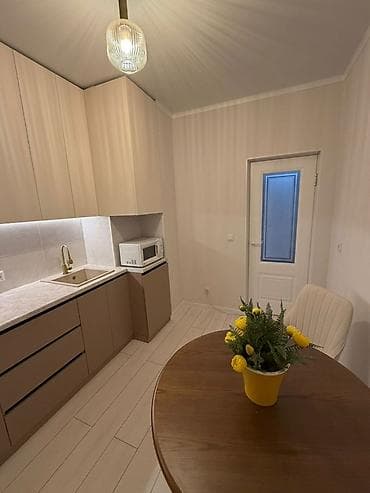 купить цокольный этаж: 1 комната, 33 м², 4 этаж — 4