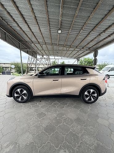 changan куплю: Changan Qiyuan Q05: 2026 г. — 9
