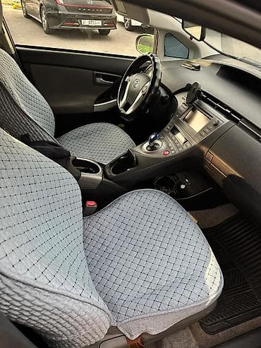 bmw 2: Toyota Prius: 2015 г., Вариатор, Гибрид, Хэтчбэк — 10