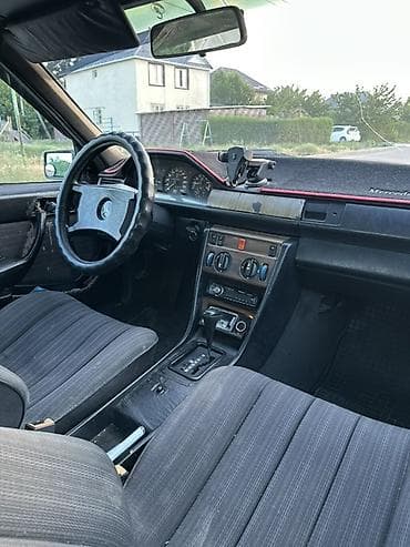 210 mers: Mercedes-Benz W124: 1990 г., 2.6 л, Автомат, Бензин, Седан — 9