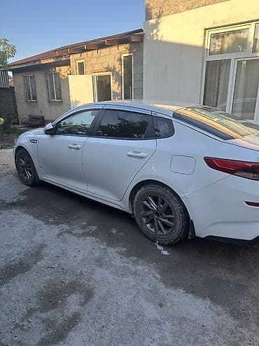 Продажа авто: Kia K5: 2019 г., 2 л, Автомат, Газ, Седан — 5