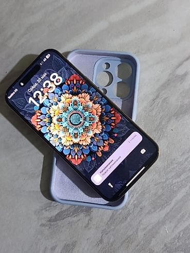 купит айфон 6с: IPhone 16 Pro, Золотой — 3