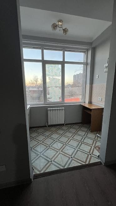 комната студия: Студия с кухонной зоной - Планировка: вытянутая комната с выходом в — 5