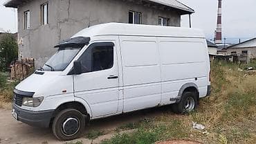 Унаа: Mercedes-Benz Спринтер: 1998 г., 2.9 л, Кол менен иштөөчү, Дизель, Бус — 2
