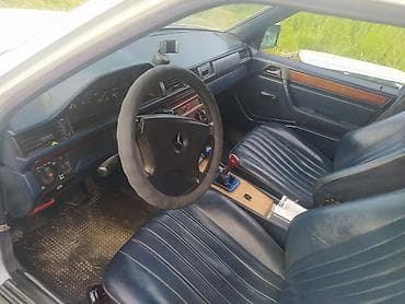 Mercedes-Benz W124: 1993 г., 2 л, Кол менен иштөөчү, Дизель, Седан — 4
