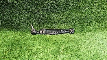 bmw e34 1995: Рычаг передний правый Е70 6 771 894 Год 2009 В отличном состоянии — 1