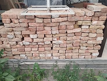 очоки: Продаю б/у кирпичи таблетка, 630 шт, цена по 10 сом, ж/м Арча-Бешик — 2