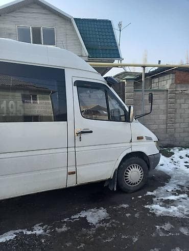 форма манчестер юнайтед: Mercedes-Benz Sprinter 412 CDI пассажирский/грузопассажирский — 6
