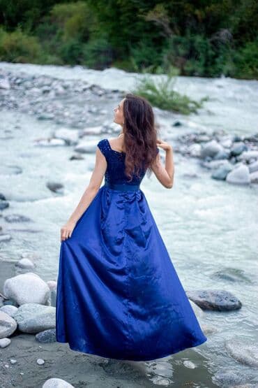 длинное платье в пол с открытой спиной: Продаю вечерние платья все новые черное-5000 зеленое- 5000 — 24