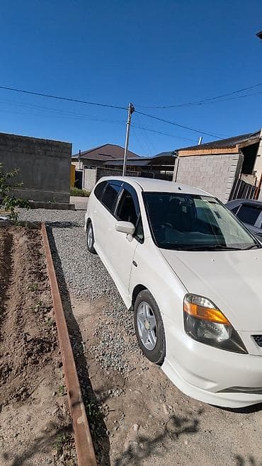 китайский бусик: Honda Stream: 2001 г., 2 л, Автомат, Бензин, Минивэн — 2