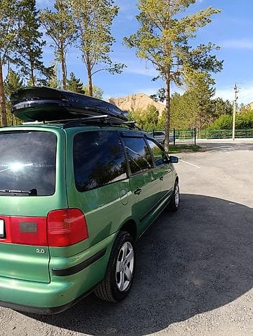 mini ev: Volkswagen Sharan: 2001 г., 2 л, Механика, Бензин, Минивэн — 6