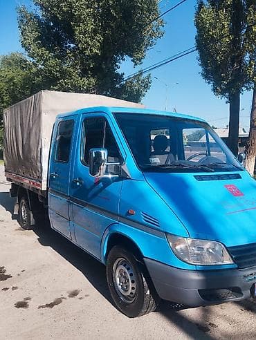 салон на 211: Легкий грузовик, Mercedes-Benz, Дубль, 3 т, Б/у — 4