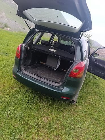 neta x: Toyota Corolla Verso: 2002 г., 1.8 л, Механика, Бензин, Минивэн — 6
