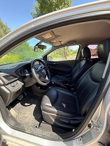 2017: Chevrolet Spark: 2017 г., 1 л, Автомат, Бензин, Хэтчбэк — 10