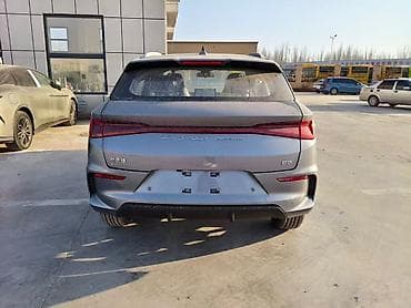 чери рич: BYD E2: 2025 г., 0.1 л, Автомат, Электромобиль, Хэтчбэк — 3