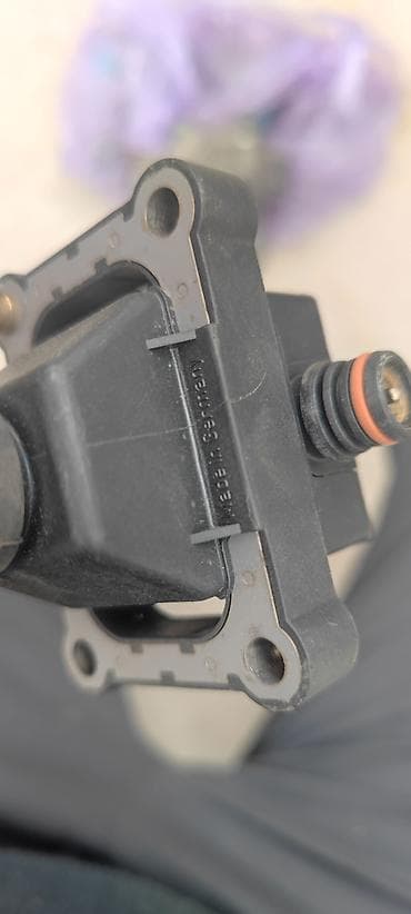 mini jack: Катушка зажигания Mercedes-Benz 1995 г., Германия — 2