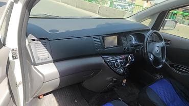 bmw e35: Toyota Isis: 2006 г., 1.8 л, Автомат, Бензин, Минивэн — 8