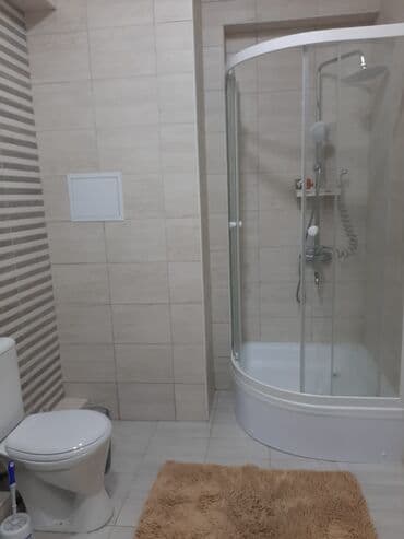 обмен дома на квартиру: Квартира, 2х ком.квартира ЦО Радуга, Сары-Ой, Барбекю, Баскетбольная площадка, Бассейн — 8