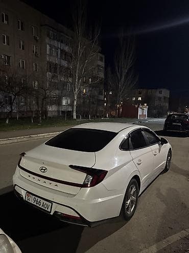 Hyundai Sonata: 2019 г., 2 л, Автомат, Бензин, Седан