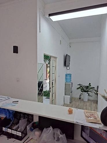 сдаю помещение город ош: СДАЕТСЯ В АРЕНДУ ПОМЕЩЕНИЕ В ЦЕНТРЕ ГОРОДА! 🌆 6️⃣ КОМНАТ. ВОДА И — 9