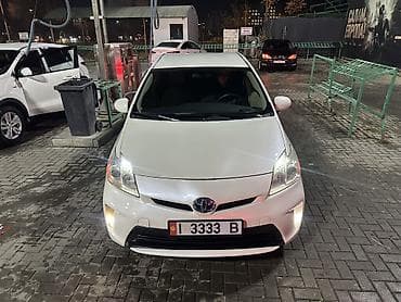 двигатель поло: Toyota Prius: 2014 г., 1.8 л, Вариатор, Гибрид, Хэтчбэк — 10