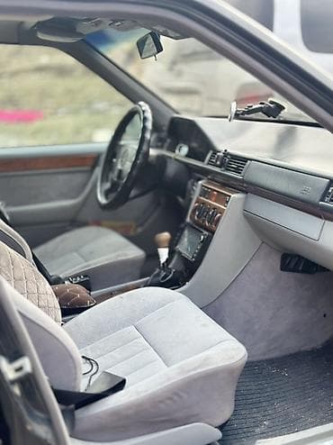 машина мерс с: Mercedes-Benz W124: 1994 г., 2.2 л, Ручные, Газ, Универсал — 7