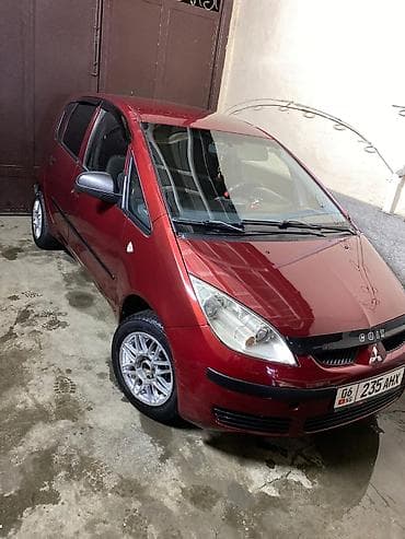 Mitsubishi Colt: 2008 г., 1.3 л, Механика, Бензин, Хэтчбэк